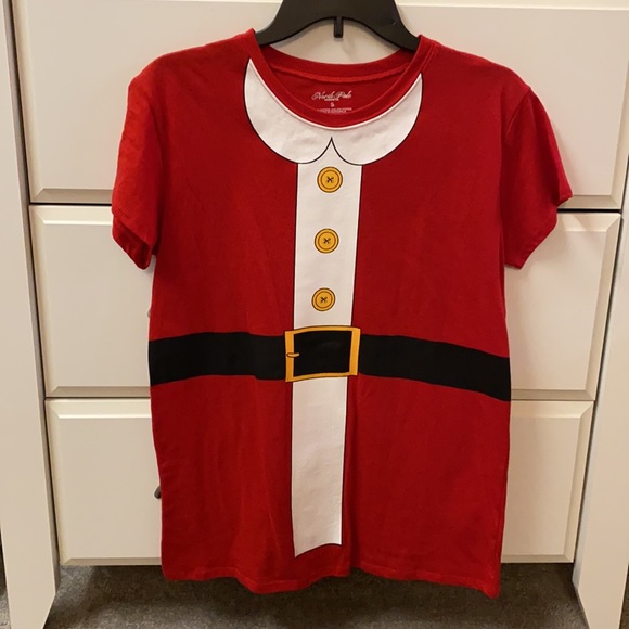 Free with any purchase! Christmas shirt! Small - Picture 2 of 4